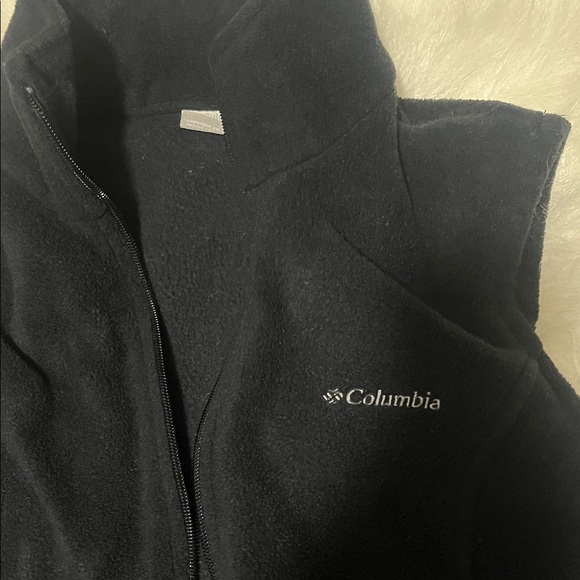 Columbia Midnight Black Sleeveless Fleece - Picture 2 of 4